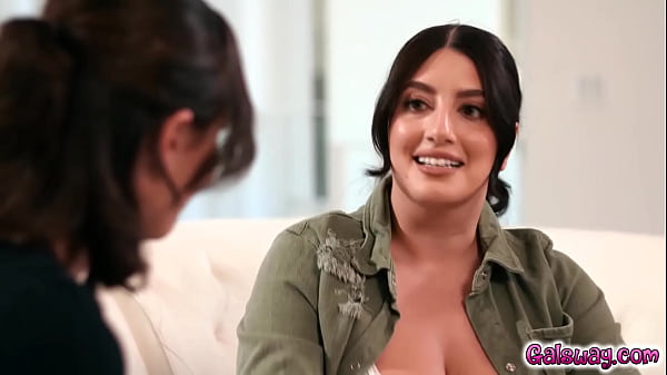 Sarah Arabic Nekat Bayar Kunjungan Ke Mantan Komandannya Casey Calvert, Mengaku Kalau Nafsu Dan Hasratnya Membara Untuk Sang Perwira.