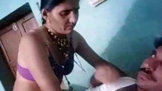 Gadis Desa India Menggila Di Ranjang