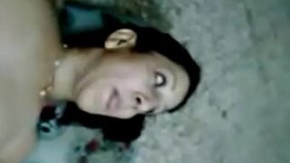 Gadis Nakal Digerogoti Lubang Pantatnya Dalam Video Mesum India
