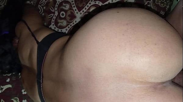 Desi Bhabhi Desa Yang Menggairahkan Beraksi Mesra Dengan Suaminya