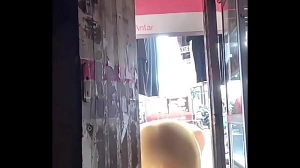 Gairah Membara, Jemur Baju Terlupakan Digantikan Ngesek