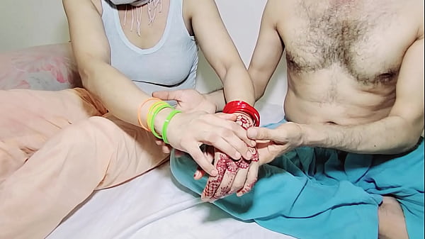 Bhabhi Punjab Muslim Digoyang Keras Anus, Suara Hindi Menggairahkan Saat Dientot Dari Belakang