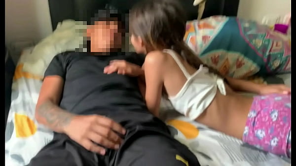 Hermanastra Dan Adik Tiri Gila-gilaan Di Ranjang Saat Ortu Lagi Keluar – Kisah Panas Mereka