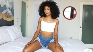 Deep Lush – Olivia Jayy, Pertama Kali Ngewe Sampai Basah Kuyup