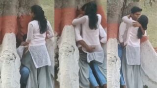 Pasangan Mahasiswa Ngewe Di Luar Ruangan Di Bawah Pohon Besar, Bikin Basah Kuyup.
