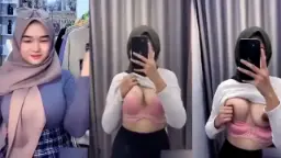 Ukhti Tiktok Viral Pamer Tetek Gede, Bikin Sange