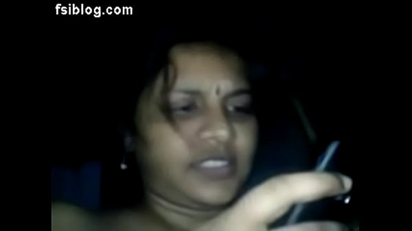 Suami Menikmati Istri India Yang Malu-malu, Bikin Ranjang Bergoyang.