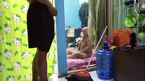 Ngentot Bini Temen Pas Lagi Colmek, Bikin Makin Muncrat