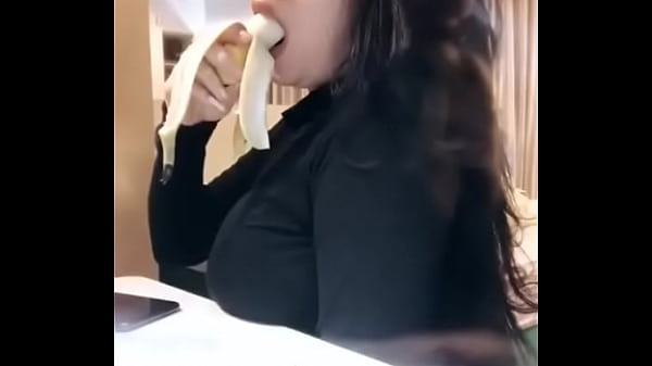 Monica Adhea, Si Model Indonesia, Bibir Basah Ngewe Sange Banget.