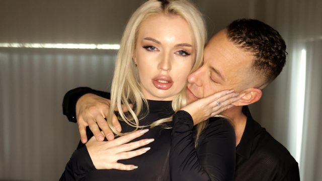 Missa Mars Gak Mau Nyia-nyiain Kesempatan Besar Buat Dapetin Creampie Montok