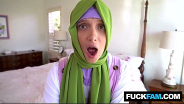 Hijab Sange Ngerasain Kontol Pertama Kali Bareng Izzy Lush Sama Donnie Rock