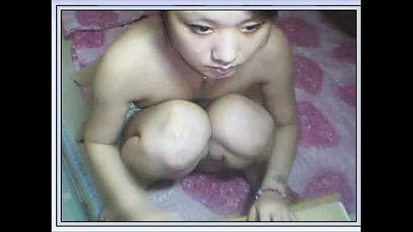 Gadis China Mungil Buka Kaki Di Depan Kamera, Bikin Liur Ngiler