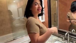 Ibu Tiri Latin Montok Ngidam Ngewe ~ Lissa Aires ~ Fantasi Rumah Tangga ~ Scott Stark