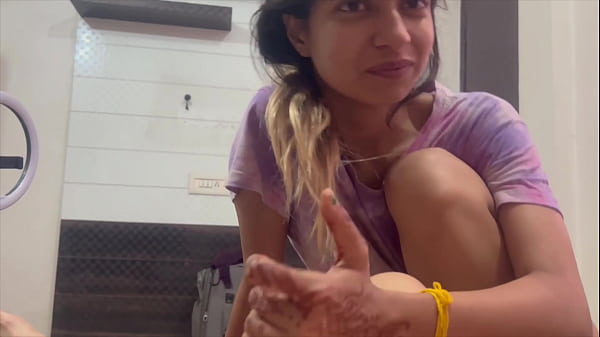 Desi Cewek Minta Jari Kakak Tiri Masukin Ke Lubang Belakang