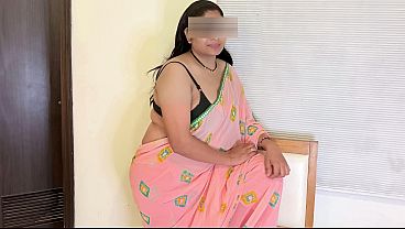 Bhabhi Ku Lagi Ngambek Sama Baiya, Kita Tidur Bareng Di Ranjang Cuma Satu, Seharian Penuh Suara Hindi Bikin Makin Panas.