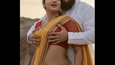 Bhabhi Desi Saree, Payudara Diremas Mesra, Romansa Panas Menggoda.