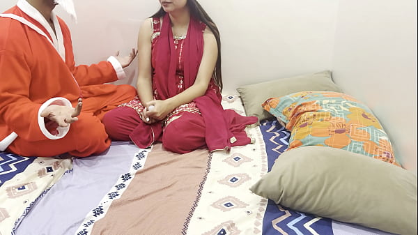 Tahun Baru 2026, Video Bokep Paling Hot Dengan Dirty Talk Roleplay Saarabhabhi, Sange Berat Sama Santa