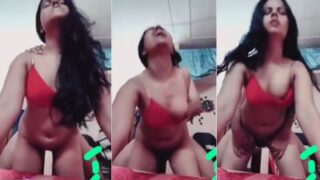 Istri Selingkuh Menikmati Kontol Kekasihnya Yang Dalam Di Memeknya