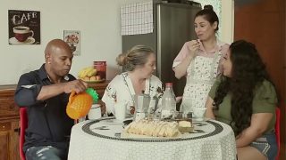 Rumah Cabul – Suami Di Tandukin, Mami Mesum, Babu Ngebor Semua | Emme White, Alessandra Maia, Agatha Ludovino, Capoeira.