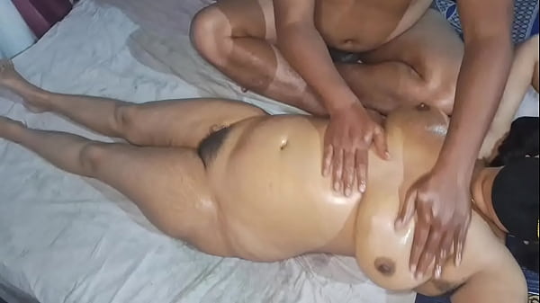 Desi Indian Bhabhi Bugil Total Dipijat Erotis