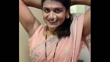 Cewek India Seksi Pamer Ketiak Basah Siap Bikin Ngilu