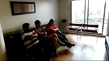 Ga Ada Acara Di Tv, Malem Ini Gue Ngewe Sama Tukang Ledeng Plus Temen Suami, Ngenyang Banget Nih Pesta Kelamin.