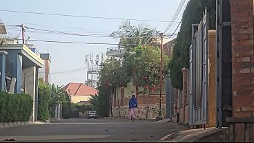 Wtf, Ibu Arab Ngocot Memeknya Di Luar Rumah Dekat Jalan Raya