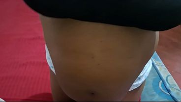 Memek Muncrat Basah Kencang Sange Abis Di Ranjang