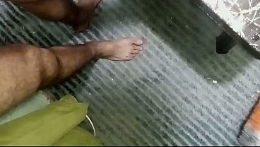 Ngentot Tiga Arab, Kontol Besar Di Colok Ke Bokong, Si Saudi Sama Temennya Ngewein Pasif Irak, Lubang Pantatnya Digembosin