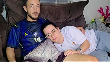 Kakak Tiri Digoda Adik Tiri Sambil Nonton Timnas Brazil, Makin Panas Makin Liar.