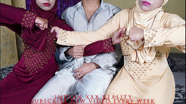 Gila Nih, Adik Tiri Muslim Desi India Digebukin Kakak Tiri, Panas Banget Di Kamar, Bahasa Hindi.
