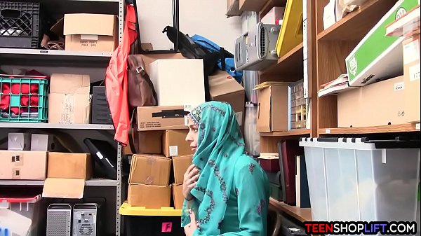 Remaja Arab Ketahuan Mencuri, Digrebek Dan Digaruk Satpam